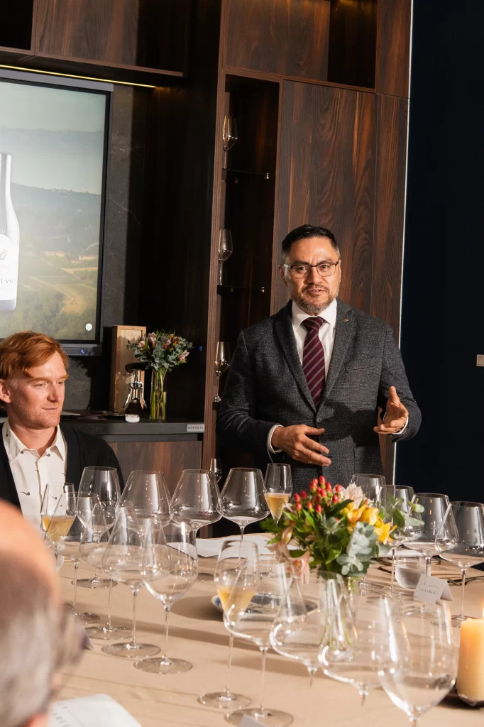 Evento corporativo y privado alrededor del vino - cena corporativa en la CDMX. Organizalo con Climats en La Table de Climats