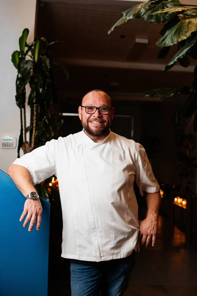Chef Pedro Evia en La Table de Climats - Kuuk y Sommelier Gabriel Reynoso